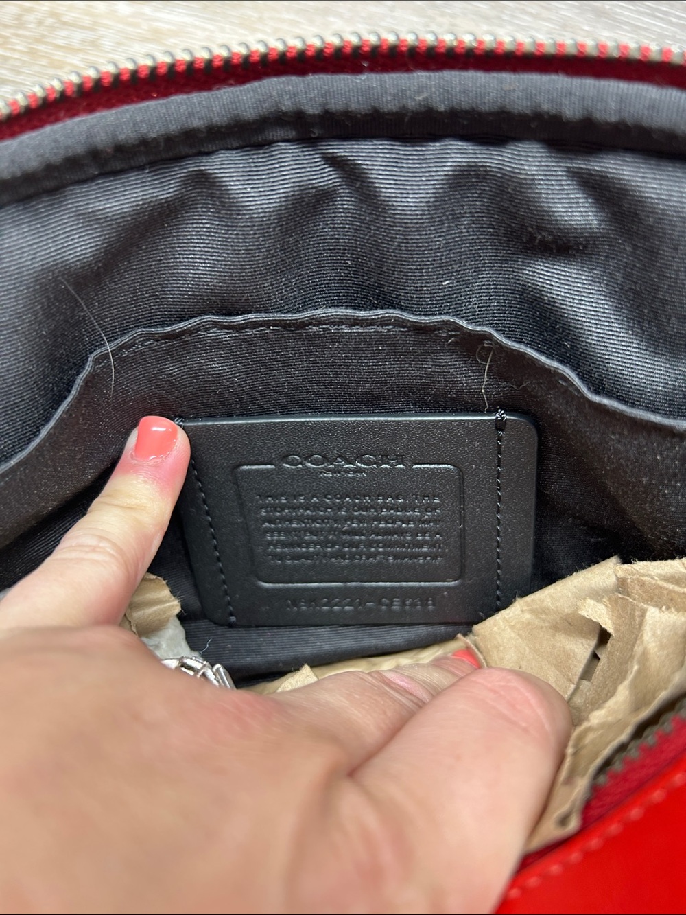 5770 NWOT Coach Black Signature Crossbody with Red Trim 245770 - Picture 6 of 16